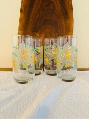 Libbey Vintage Lily Tumbler Glasses - Set of Four, Excellent Condition